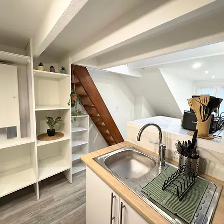 Cosy Loft Duplex For Couples - Great Location פריז