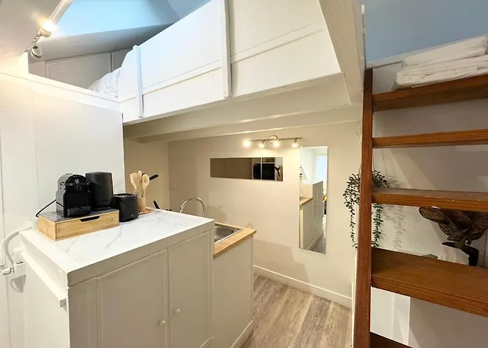 Cosy Loft Duplex For Couples - Great Location